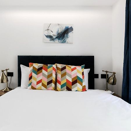 Comfortable Apartments Near Harrods London Exterior foto